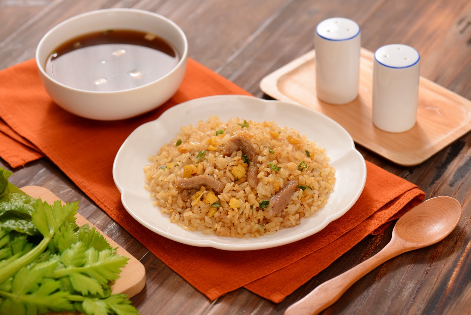 媽媽煮藝-肉絲蛋炒飯