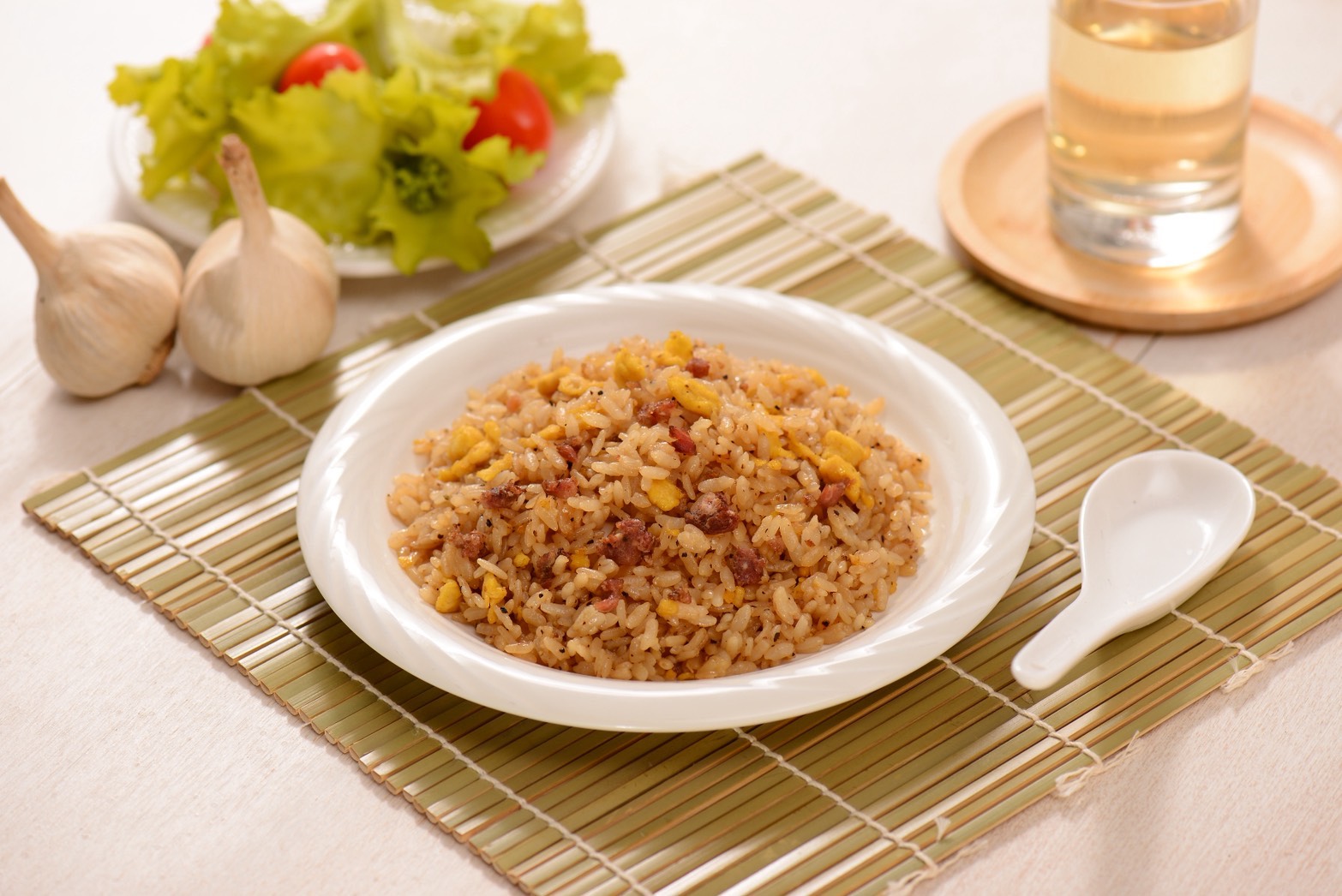 媽媽煮藝-蒜香臘味炒飯